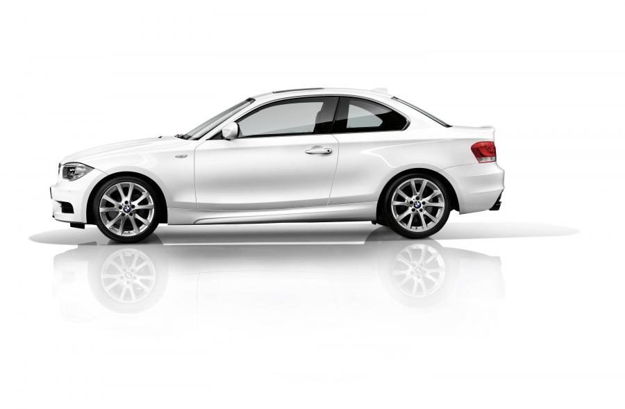 BMW 1-Series Coupe 2011 года  (фото 20 из 77)